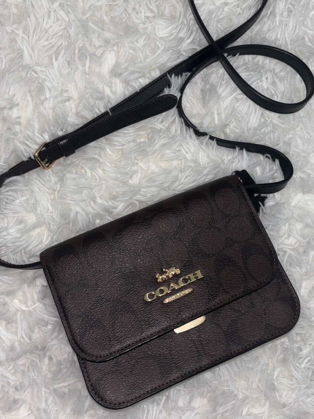 Coach crossbody bag - Picture 1 of 5